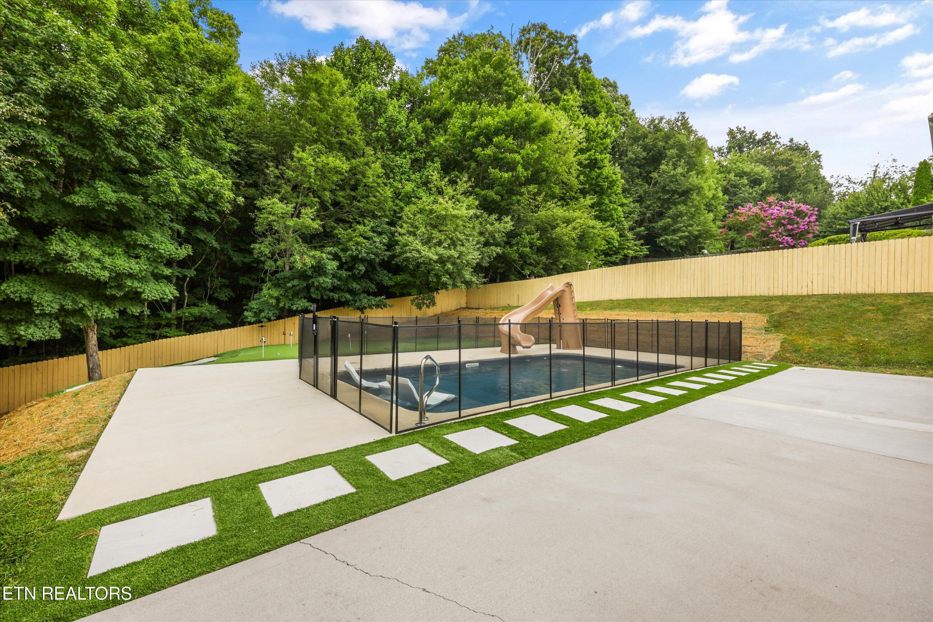 8300 Foxworth Trail Powell, TN 37849 - Photo 41 of 43 34-8300 Foxworth Trail 07