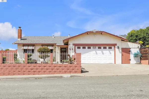 $499,000 | 713 Falcon Drive, Vallejo, CA 94589