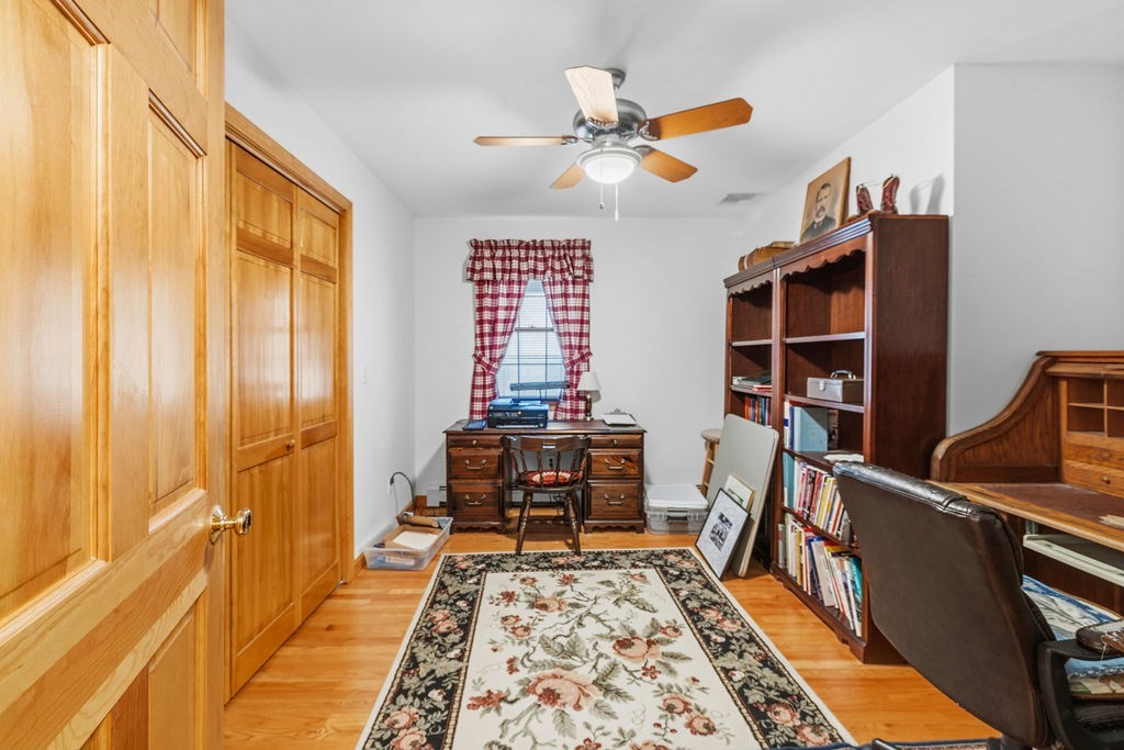 2140 Tanglewood Road North Dighton, MA 02764 - Photo 18 of 33