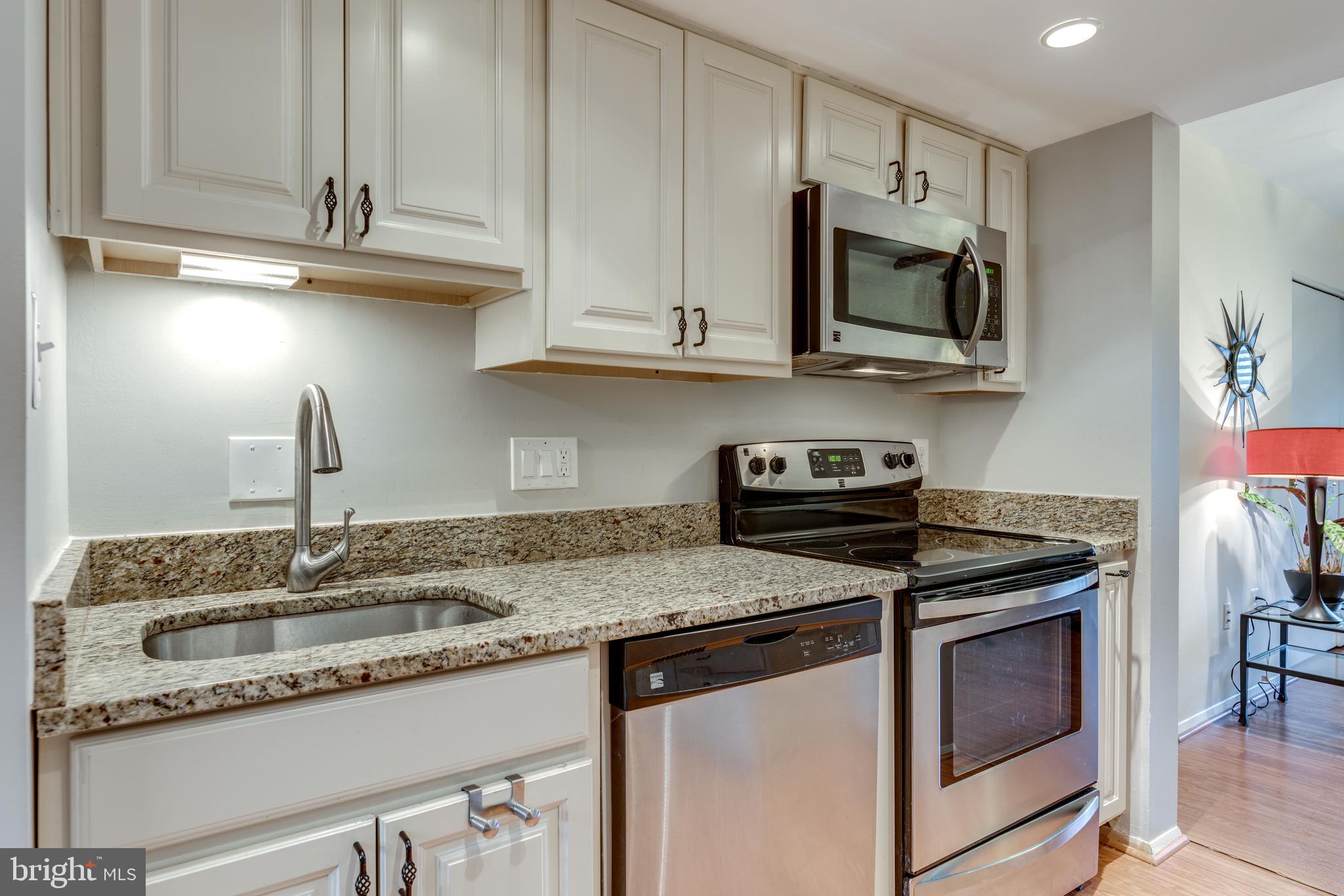 1829 Ivy Oak Square Reston, VA 20190 - Photo 22 of 41 Gallery Image 22