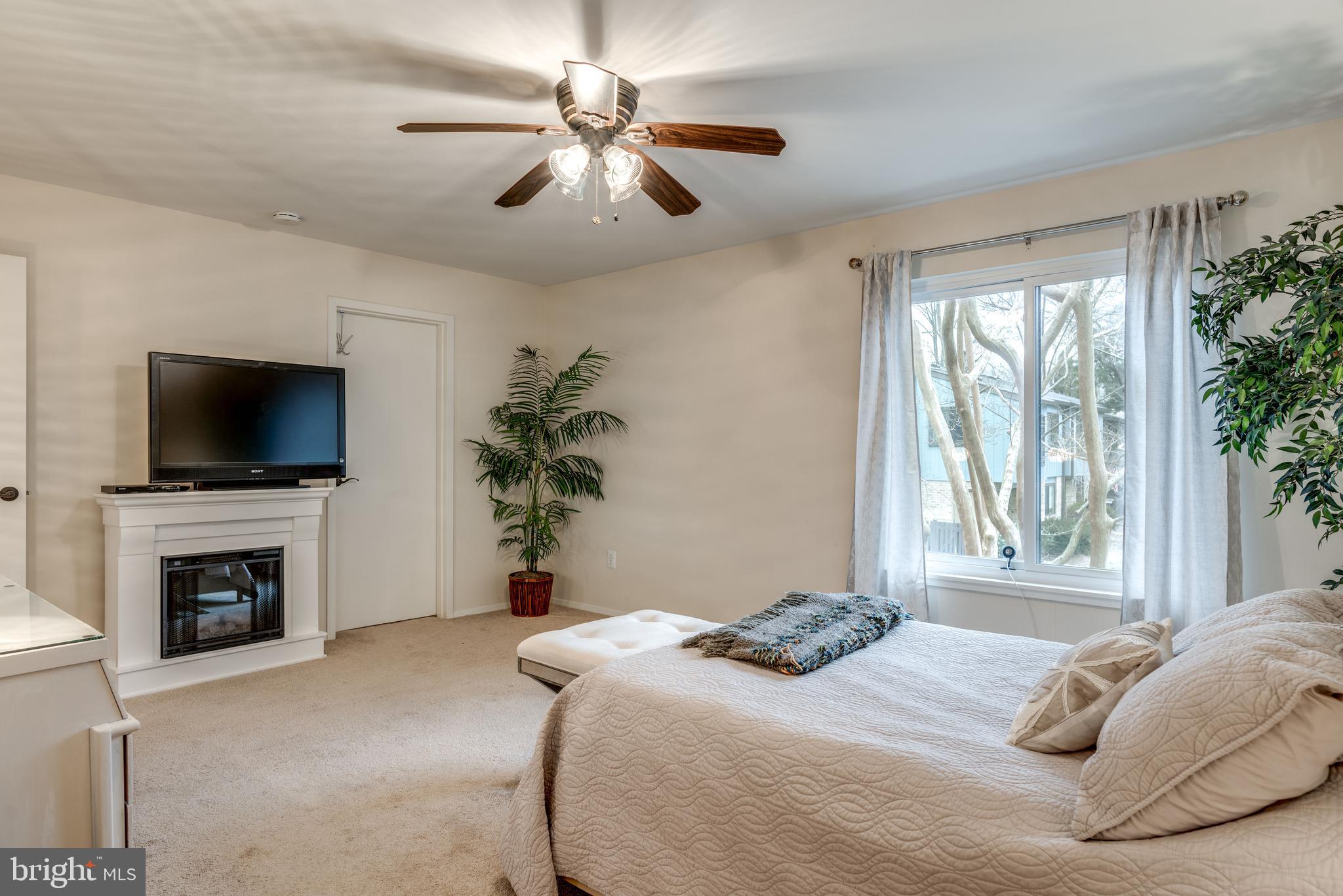 1829 Ivy Oak Square Reston, VA 20190 - Photo 27 of 41 Gallery Image 27