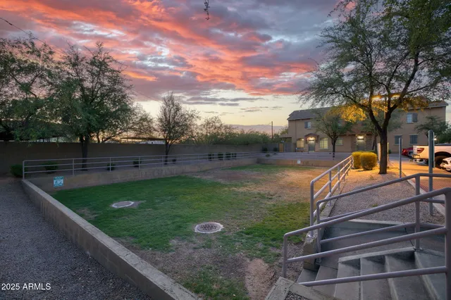 $375,000 | 17150 North 23rd Street, Unit 125, Phoenix, AZ 85022