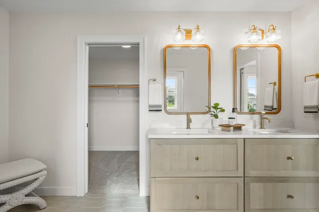 $989,900 | 920 Carnoustie Way, Oregon, WI 53575