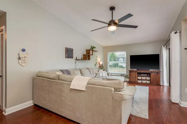 $459,000 | 3928 Orchard Hill Circle, Palm Harbor, FL 34684