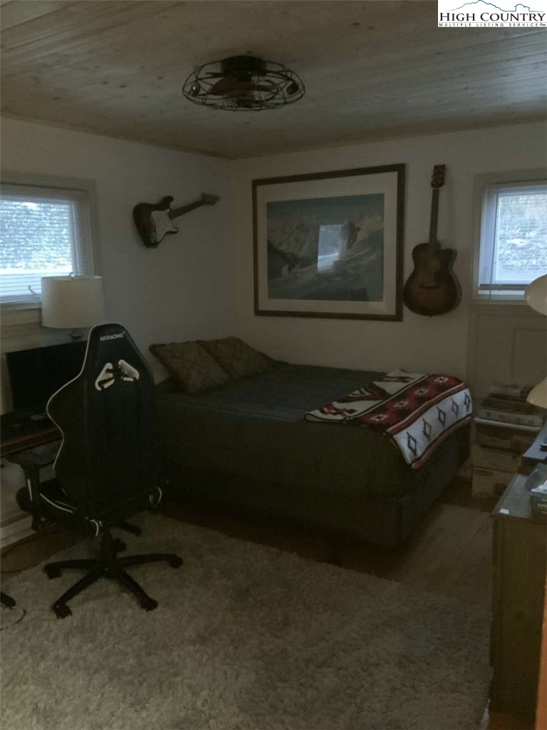 137 Maple Road Blowing Rock, NC 28605 - Photo 22 of 25