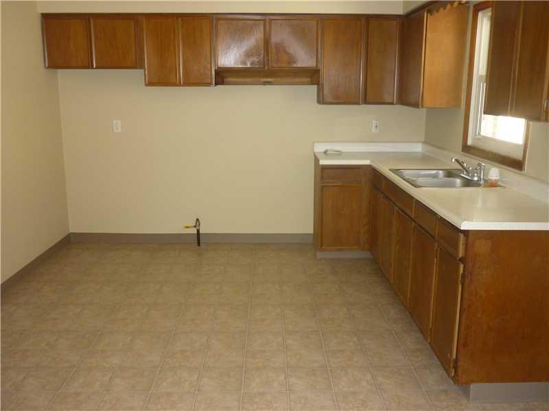 10150 Rinaman Road Wexford, PA 15090 - Photo 3 of 9 Kitchen.