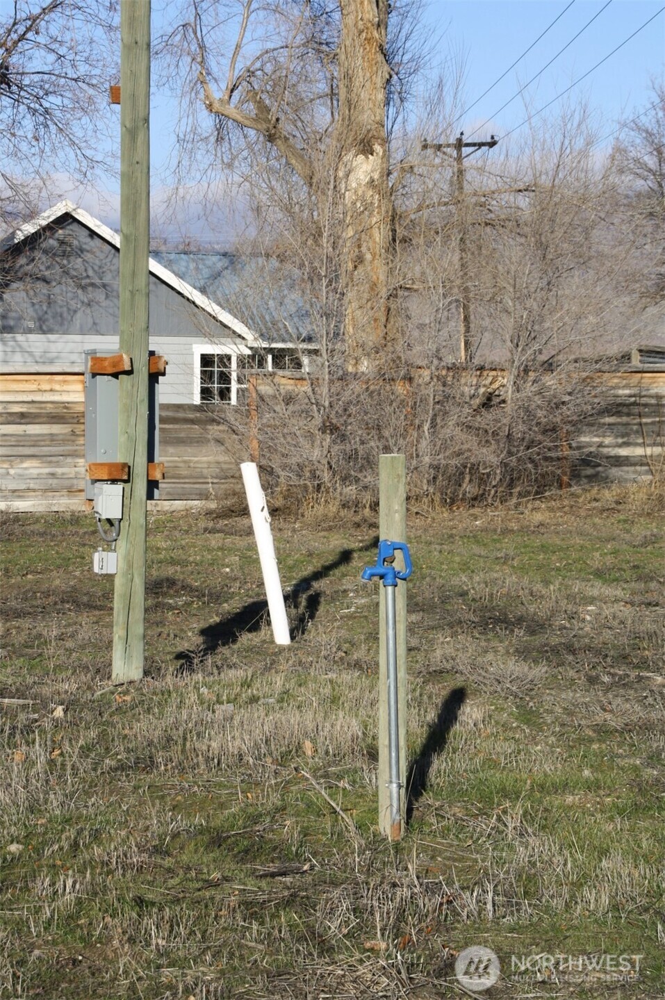 85 Chesaw Road, Unit B Oroville, WA 98844 - Photo 16 of 19 a view of a backyard