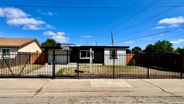 $409,000 | 1917 Grand Avenue, Sacramento, CA 95838