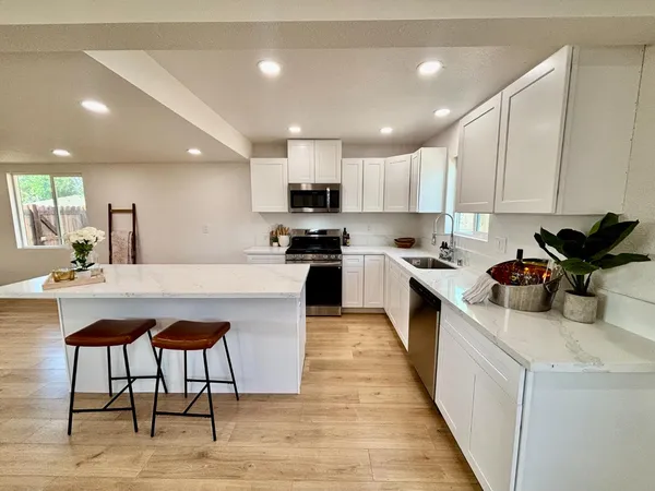 $409,000 | 1917 Grand Avenue, Sacramento, CA 95838