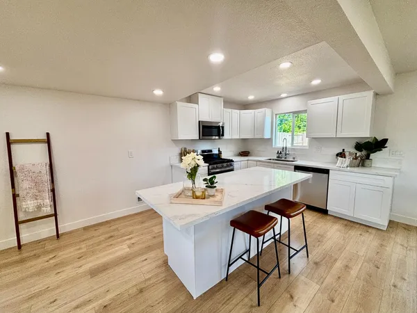 $409,000 | 1917 Grand Avenue, Sacramento, CA 95838