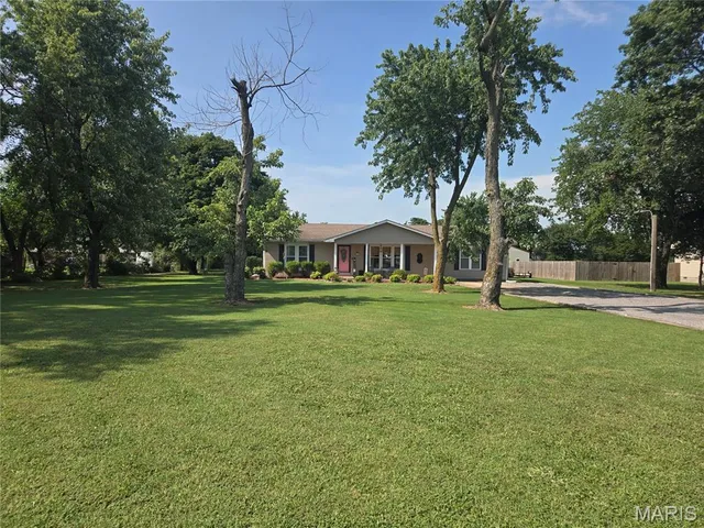 $268,000 | 419 Lynn Street, Sikeston, MO 63801