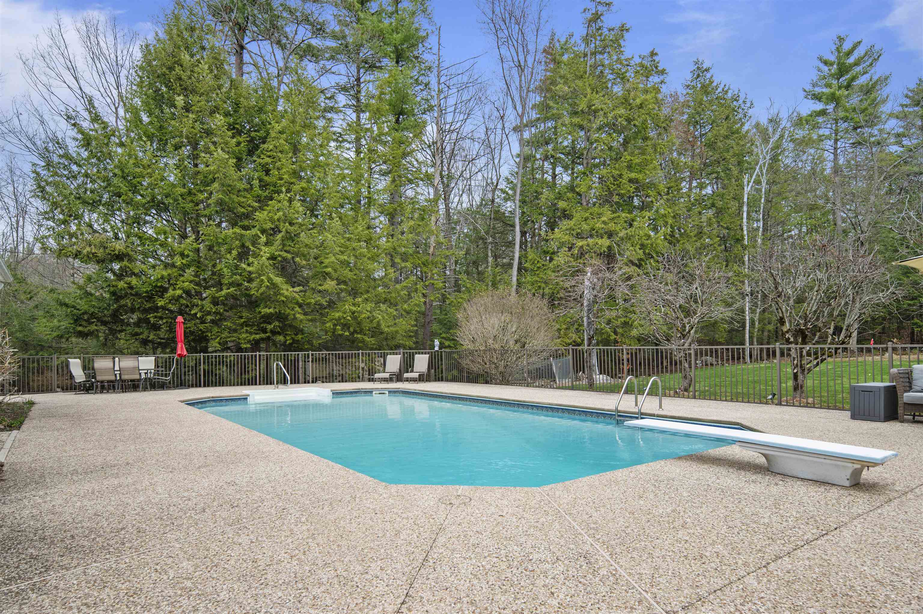 15 Wheeler Road Bow, NH 03304 - Photo 5 of 59