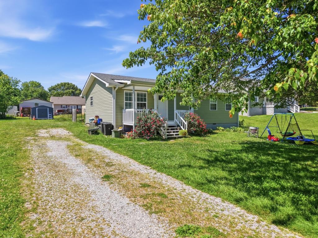 163 Haley Avenue Doyle, TN 38559 - Photo 2 of 25