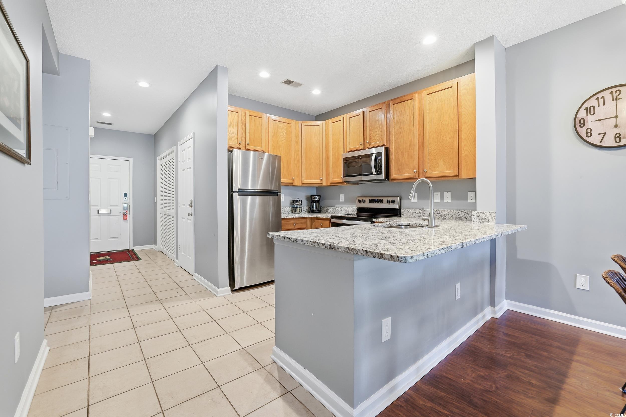 4541 Girvan Drive, Unit B Myrtle Beach, SC 29579 - Photo 6 of 29