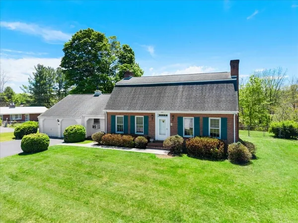 $297,000 | 695 Wren Drive, Pulaski, VA 24301
