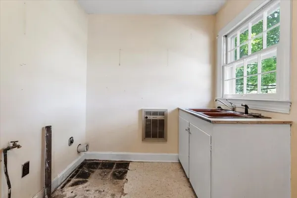 $297,000 | 695 Wren Drive, Pulaski, VA 24301