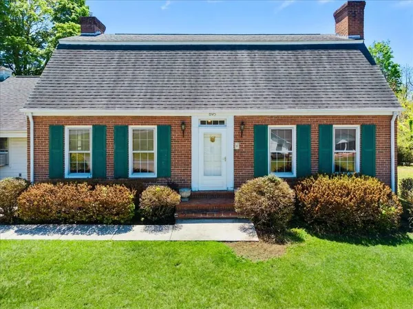 $297,000 | 695 Wren Drive, Pulaski, VA 24301
