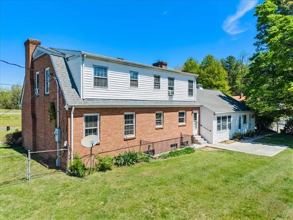 $297,000 | 695 Wren Drive, Pulaski, VA 24301