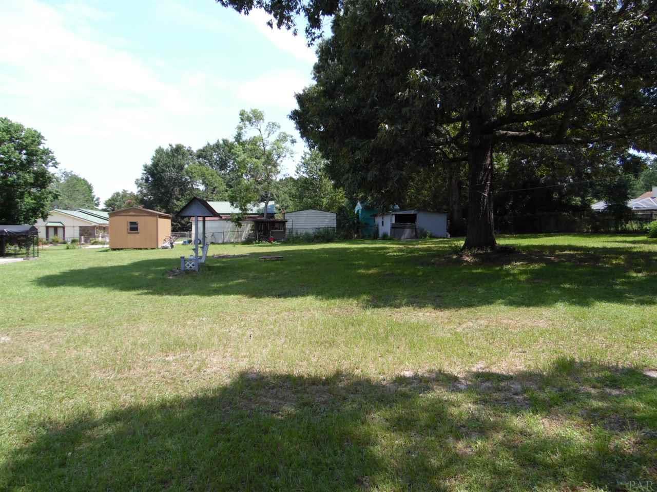 5674 Milligan Ford Road Pace, FL 32571 - Photo 20 of 23