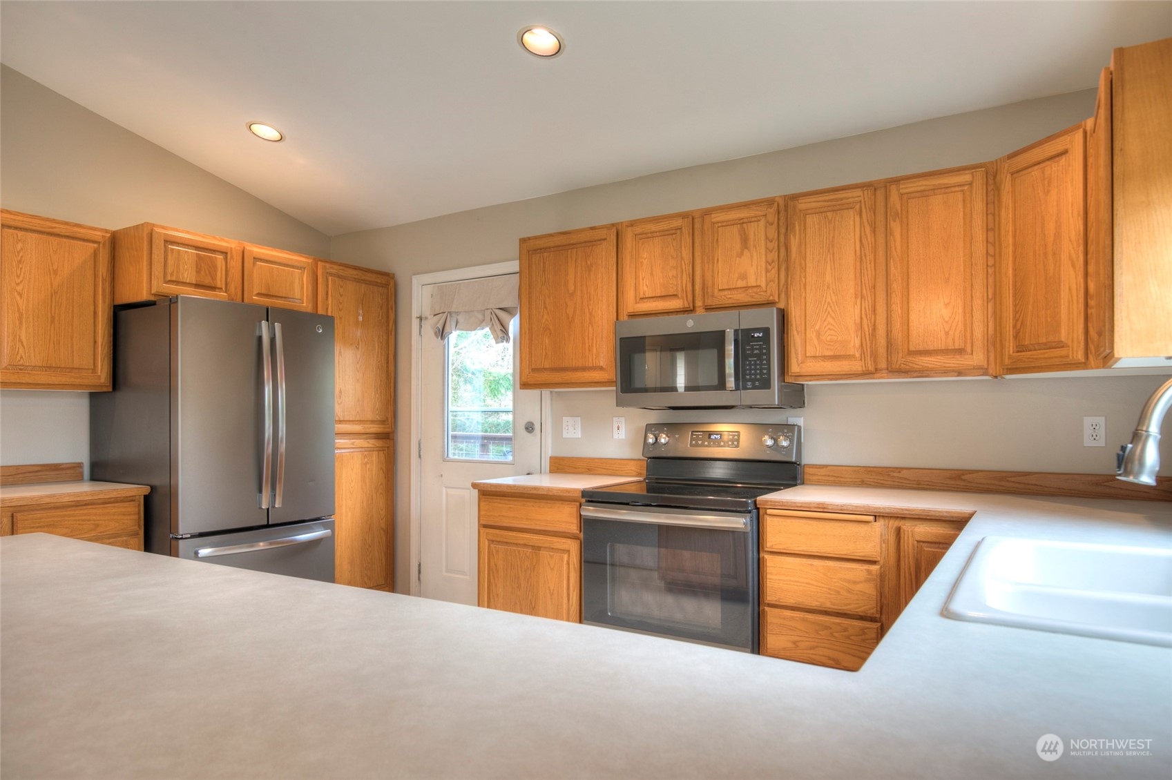706 Cherry Road Montesano, WA 98563 - Photo 10 of 35 Gallery Image 10