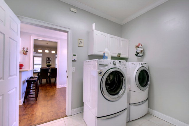 6 Quail Run Brunswick, GA 31525 - Photo 19 of 21 Laundry Room