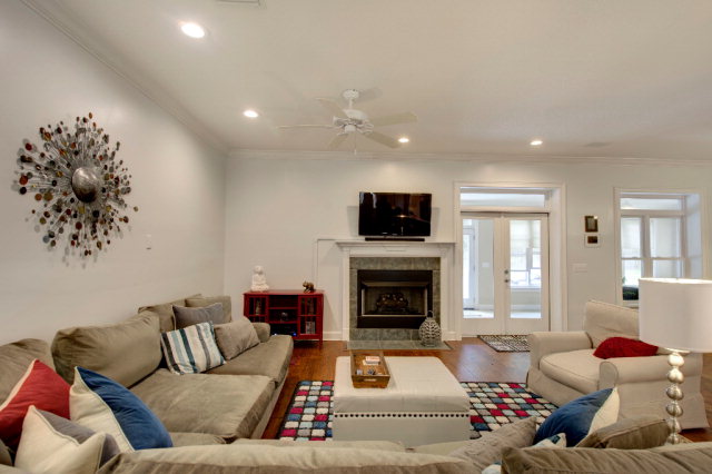 6 Quail Run Brunswick, GA 31525 - Photo 4 of 21 Great room 2