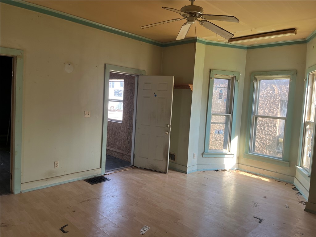 4060 Ridge Road Williamson, NY 14589 - Photo 9 of 25