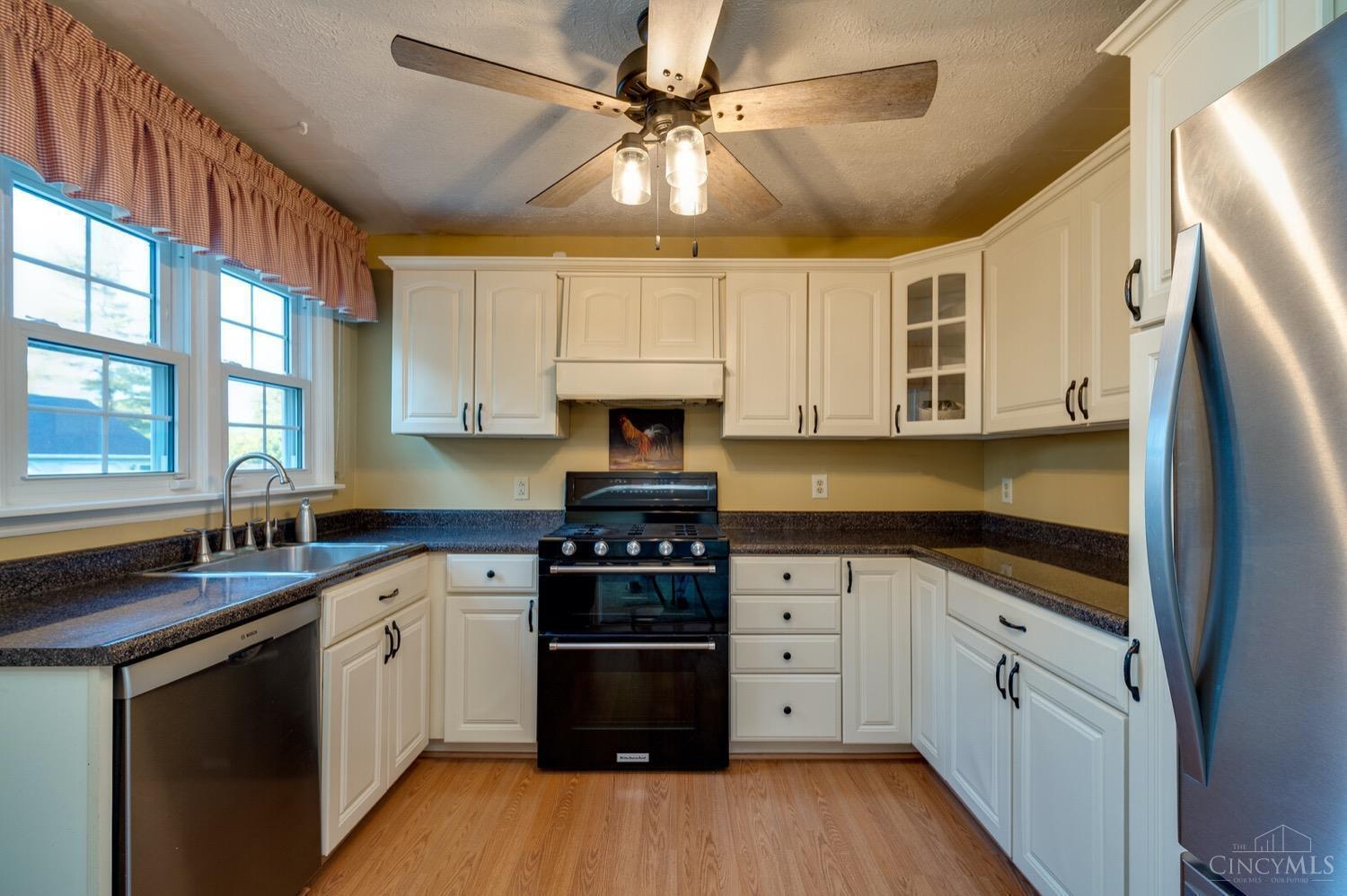 6411 Decker Road Franklin, OH 45005 - Photo 11 of 26 Gallery Image 11