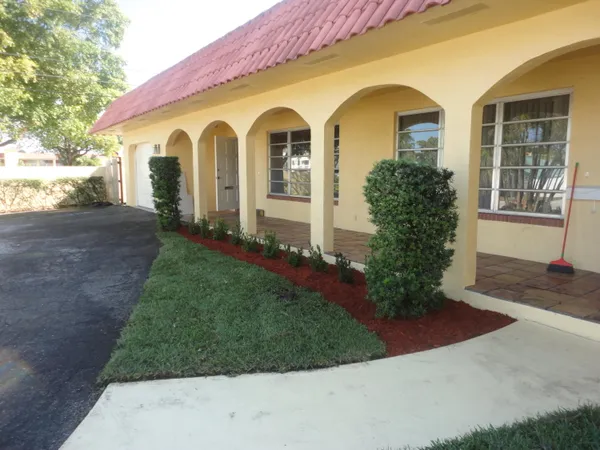 $2,800 | 500 Northeast 28th Street, Boca Raton, FL 33431