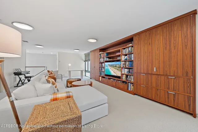 $125,000 | 1446 North Ocean Boulevard, Palm Beach, FL 33480