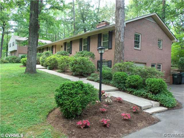 8440 Rubimont Road Richmond, VA 23235 - Photo 1 of 12 Exterior Front - Lovely home with great yard. New