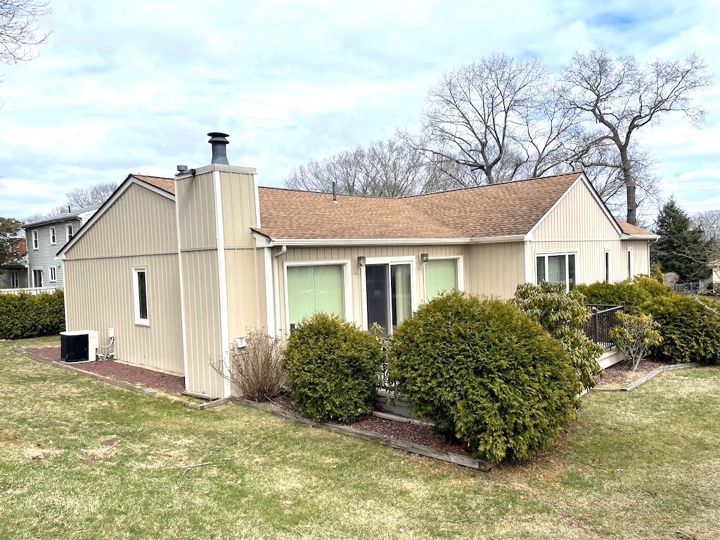 141 Sturbridge Drive Warwick, RI 02886 - Photo 27 of 28