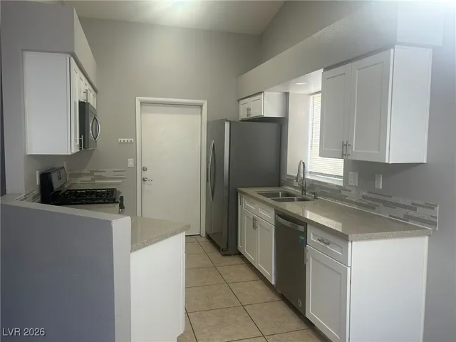 $1,850 | 948 Chaps Circle, Henderson, NV 89002