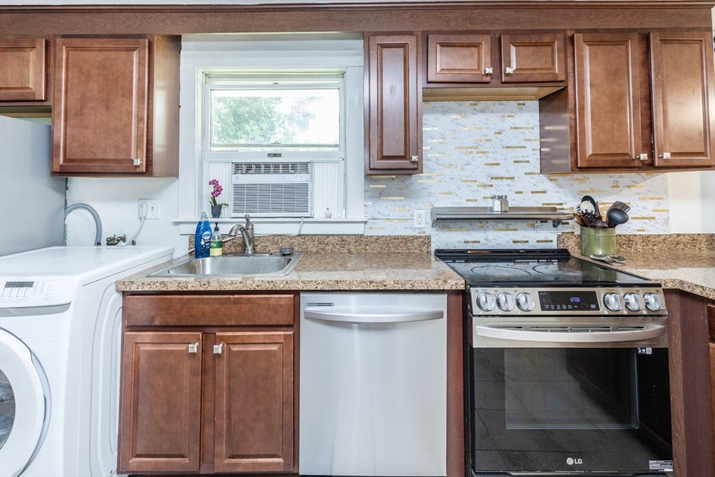 8 Andover Road Beverly, MA 01915 - Photo 19 of 30