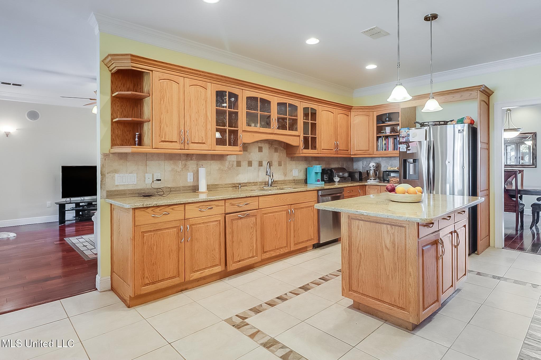 22124 Abbey Road Pass Christian, MS 39571 - Photo 11 of 40 kitchen 3