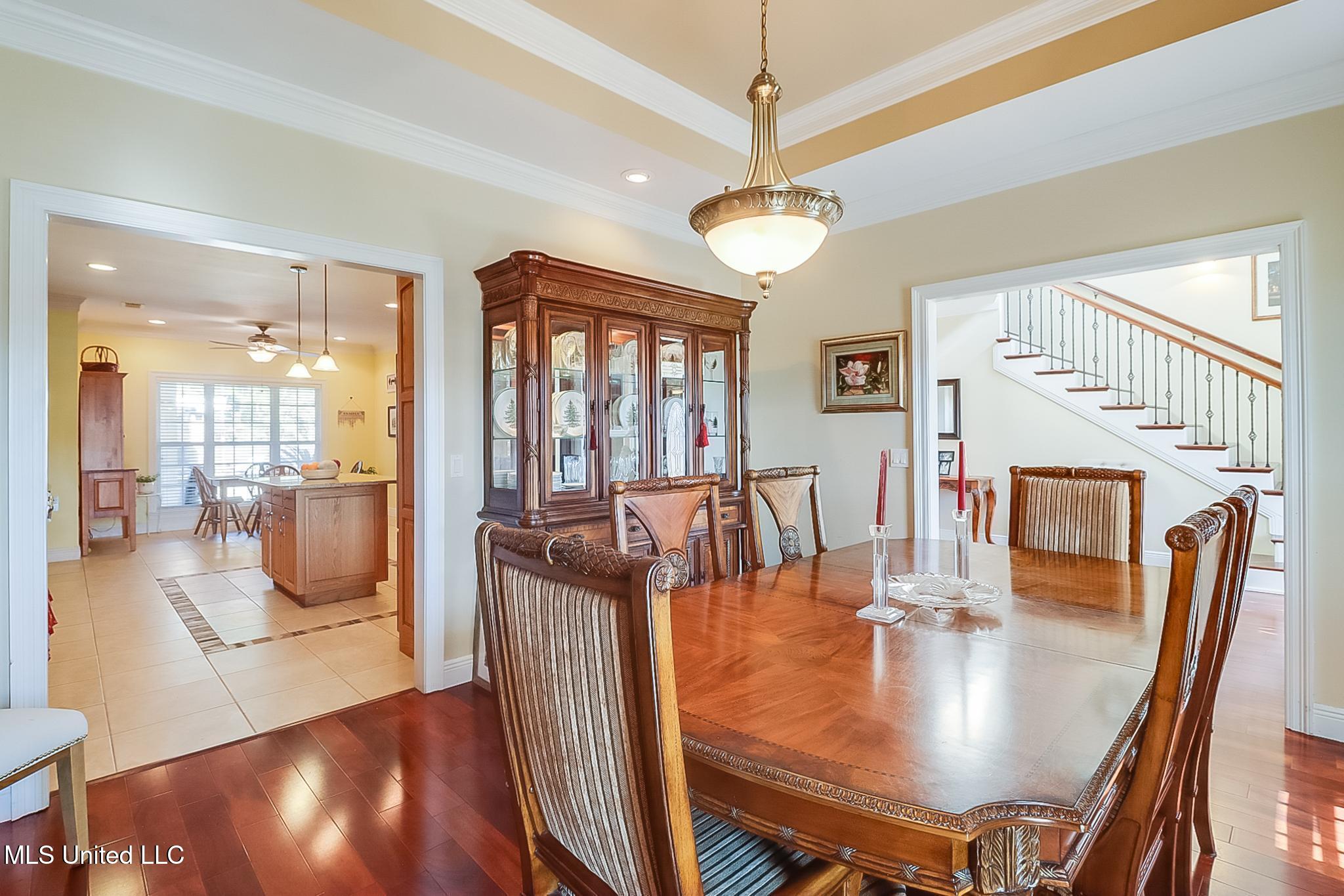 22124 Abbey Road Pass Christian, MS 39571 - Photo 13 of 40 dining