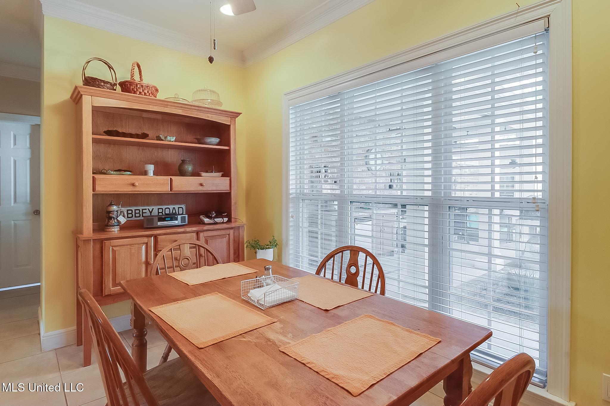 22124 Abbey Road Pass Christian, MS 39571 - Photo 14 of 40 breakfast