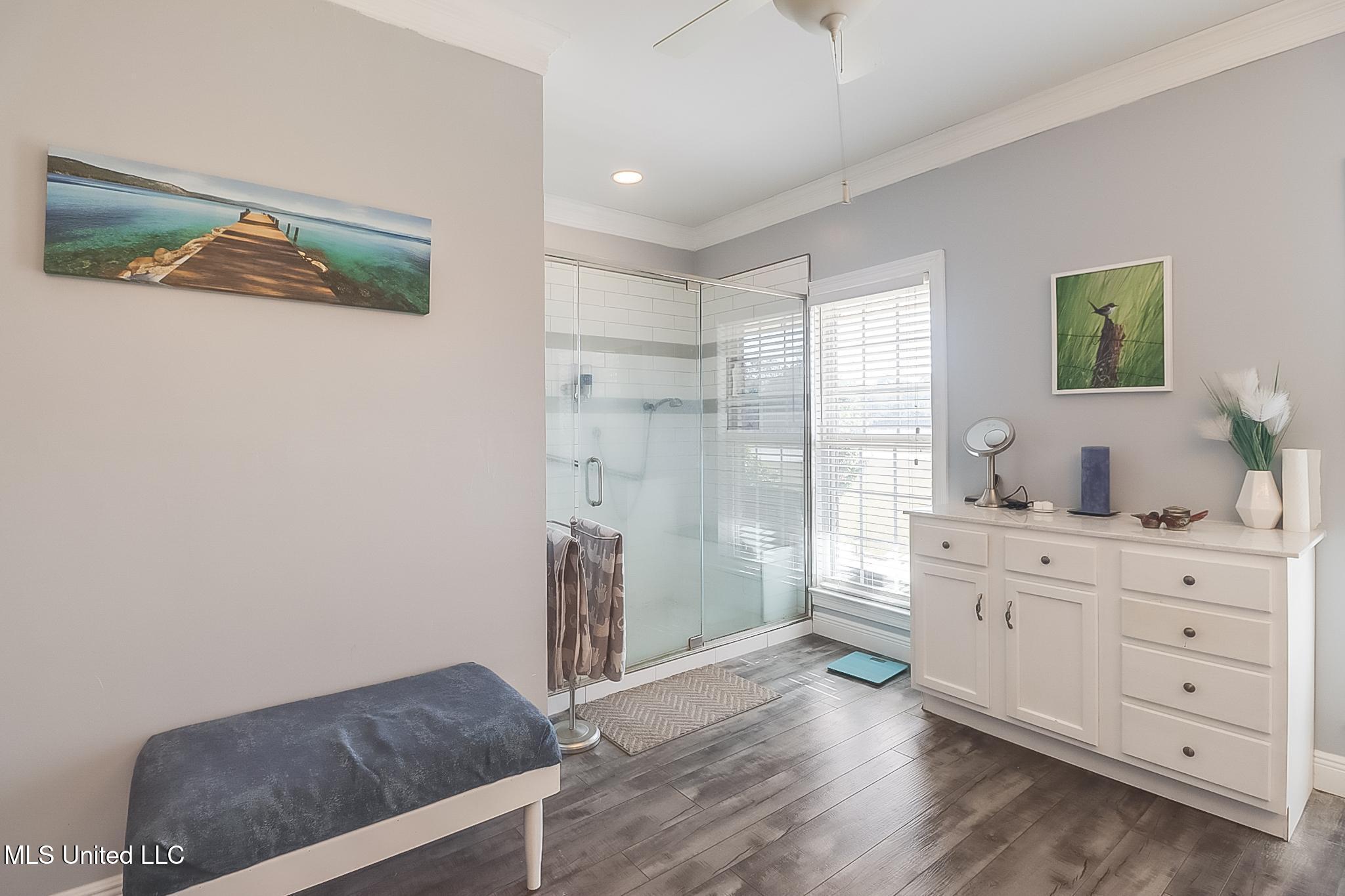 22124 Abbey Road Pass Christian, MS 39571 - Photo 19 of 40 primary bath 3