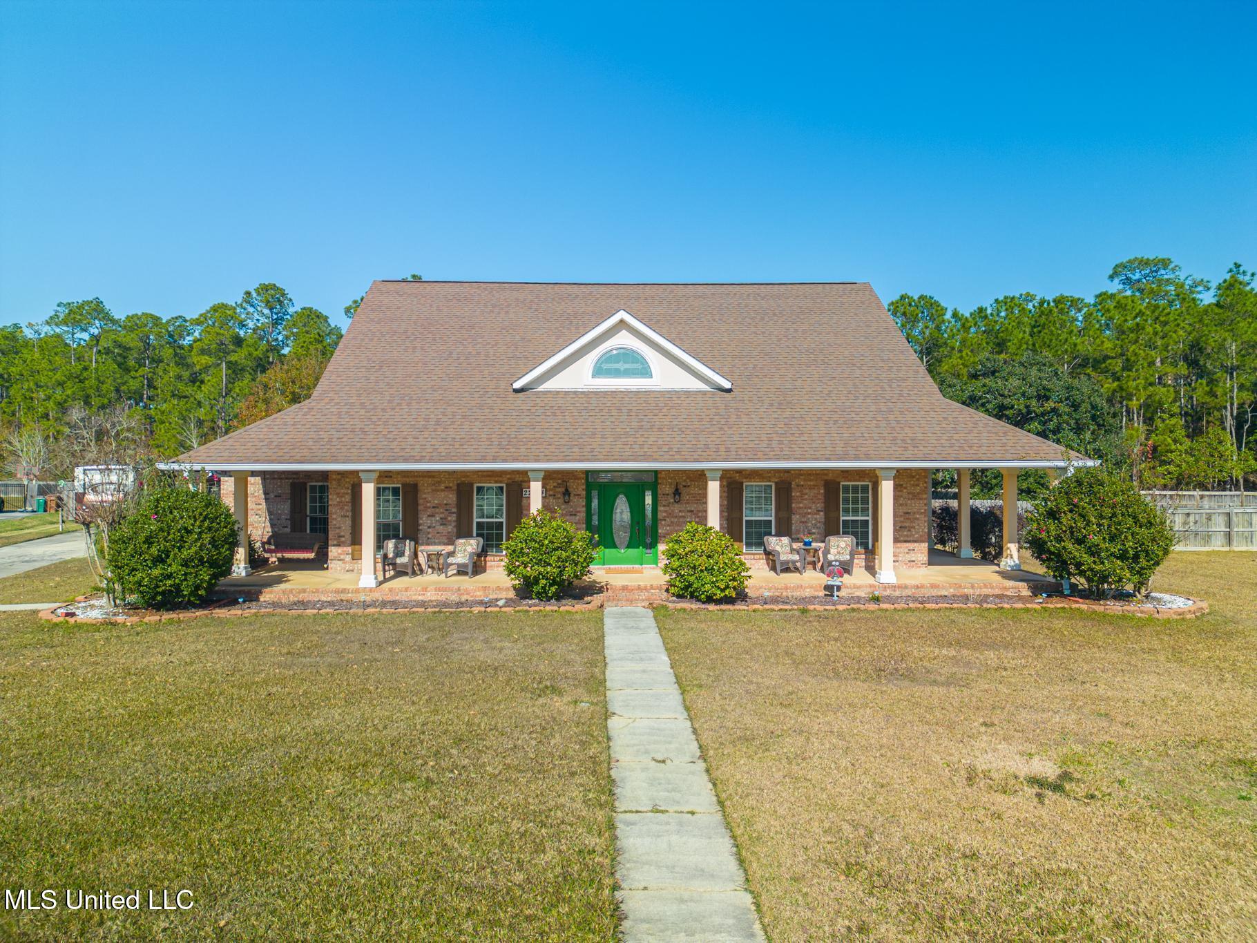 22124 Abbey Road Pass Christian, MS 39571 - Photo 2 of 40 front