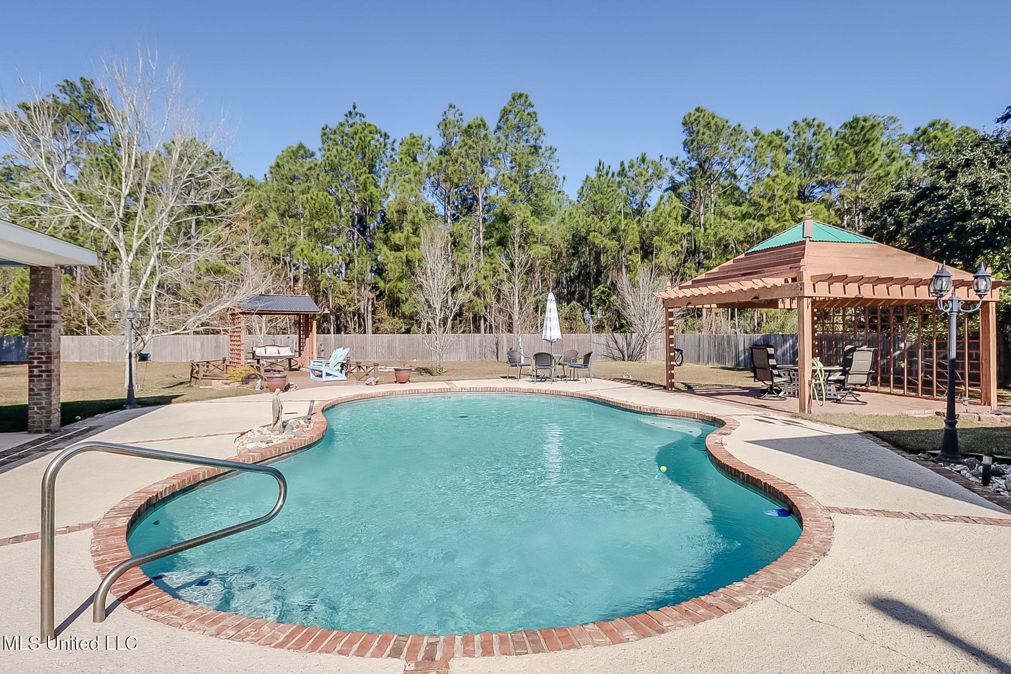 22124 Abbey Road Pass Christian, MS 39571 - Photo 31 of 40 pool