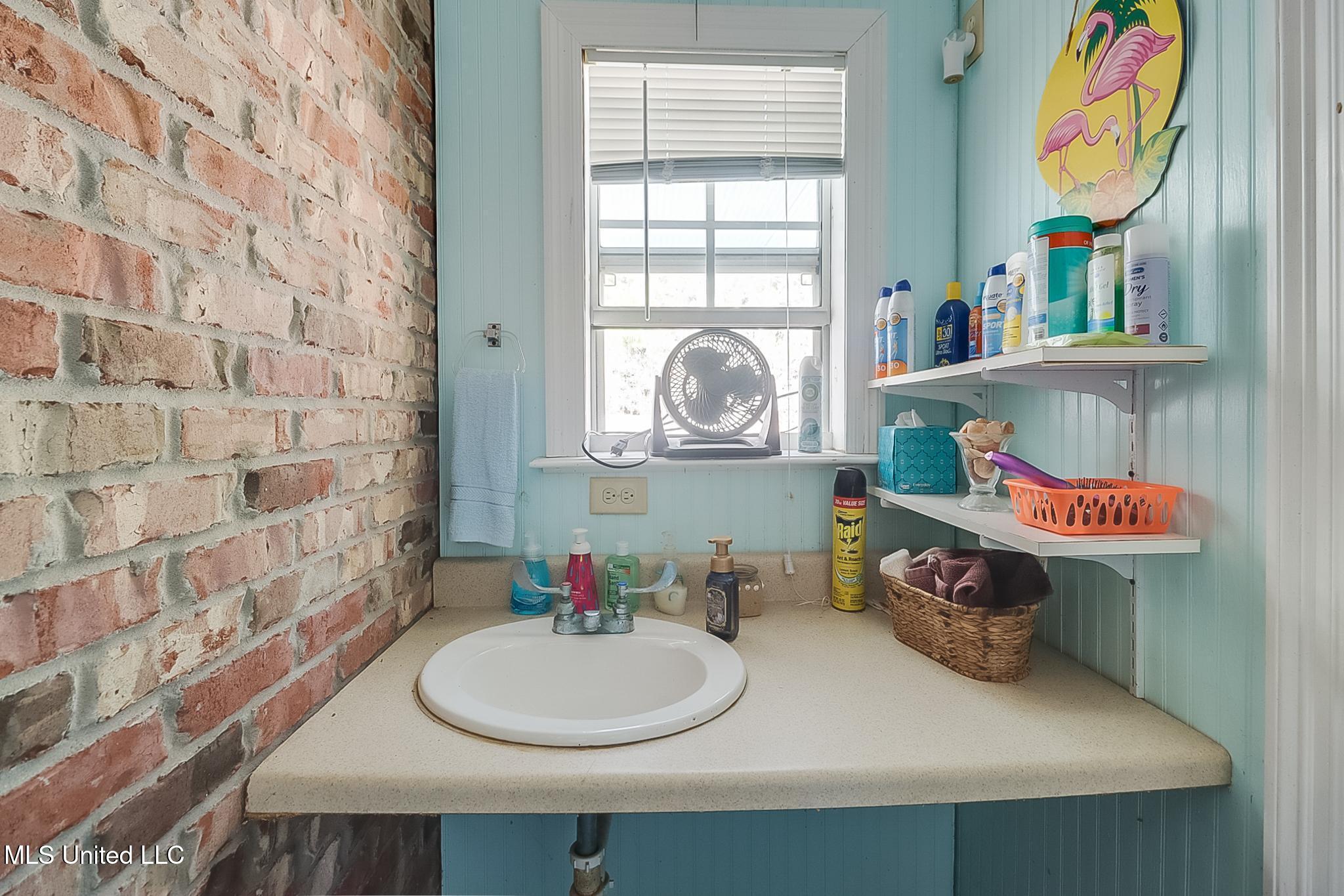 22124 Abbey Road Pass Christian, MS 39571 - Photo 36 of 40 Pool half bath