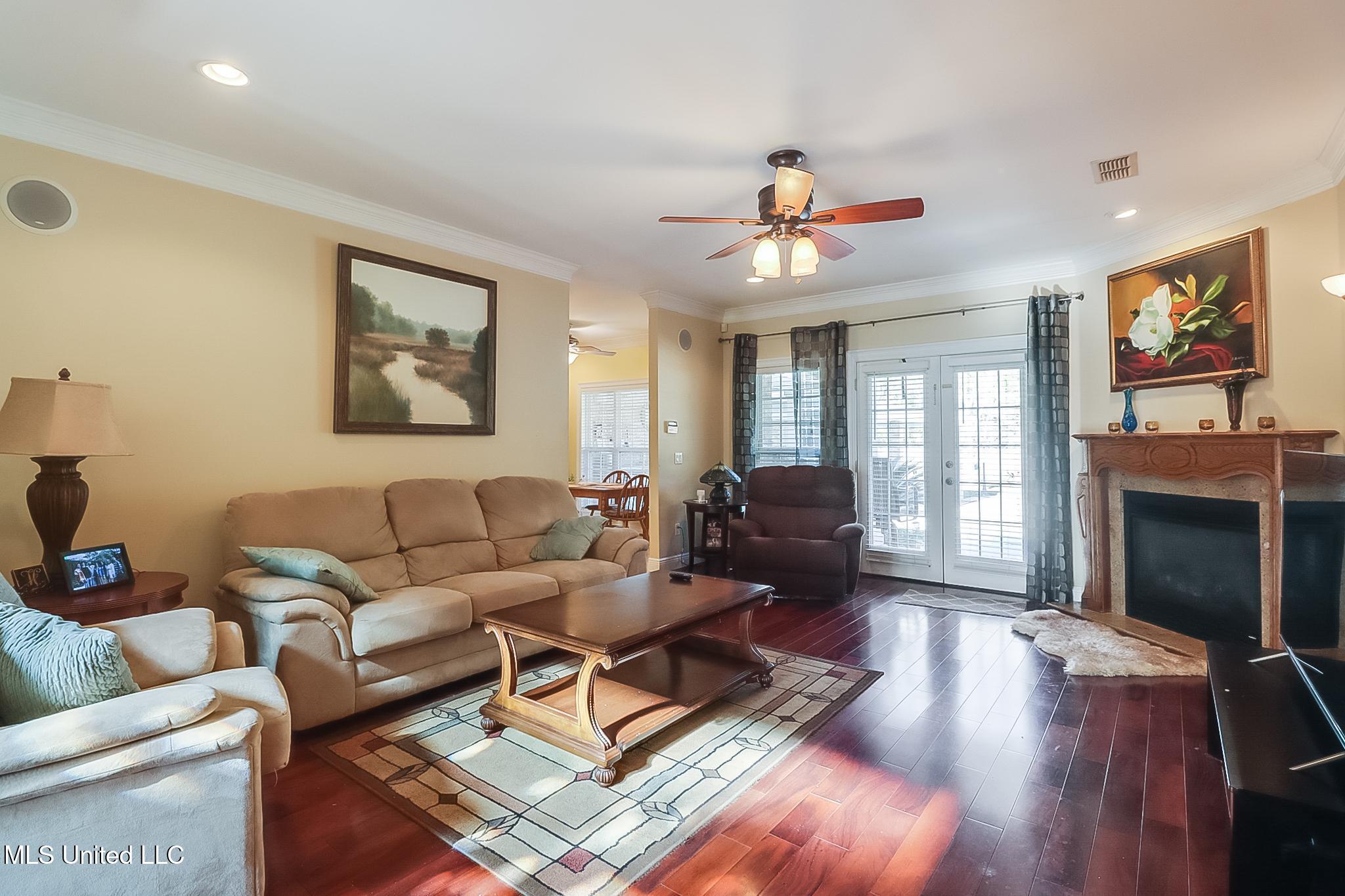 22124 Abbey Road Pass Christian, MS 39571 - Photo 8 of 40 great room 2