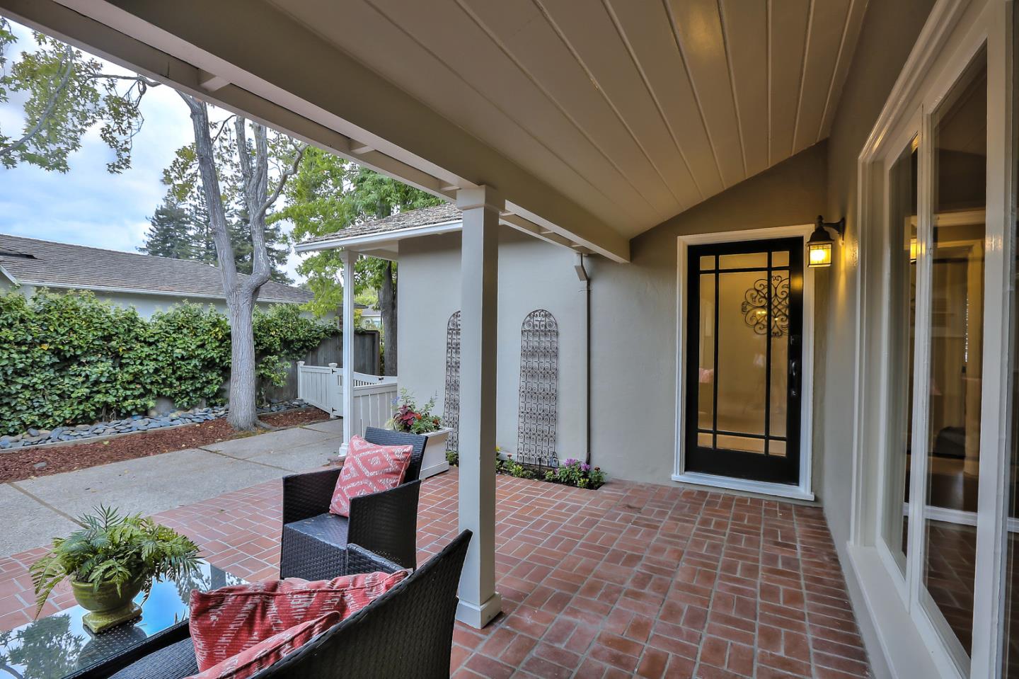 525 Alhambra Road San Mateo, CA 94402 - Photo 4 of 39 a outdoor living space with furniture