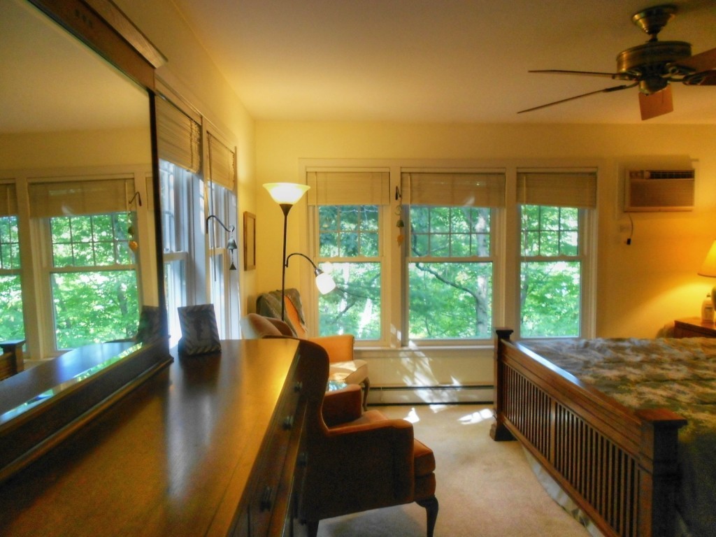 32 Larch Road, Unit 32 South Burlington, VT 05403 - Photo 15 of 25 Gallery Image 15