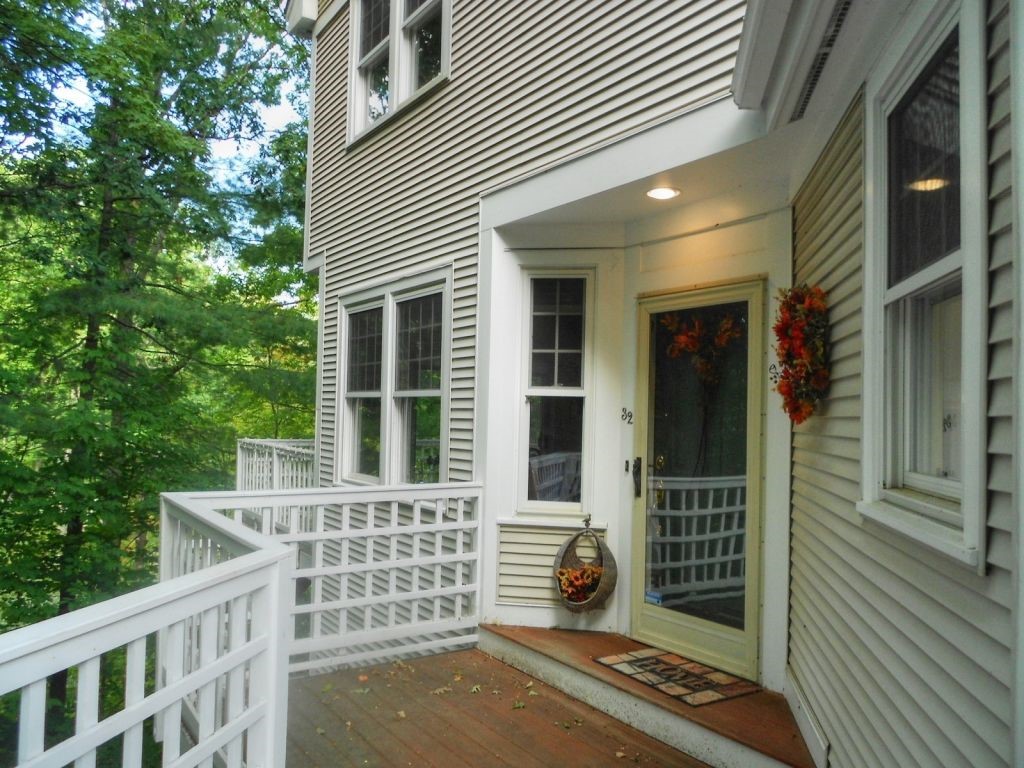 32 Larch Road, Unit 32 South Burlington, VT 05403 - Photo 23 of 25 Gallery Image 23