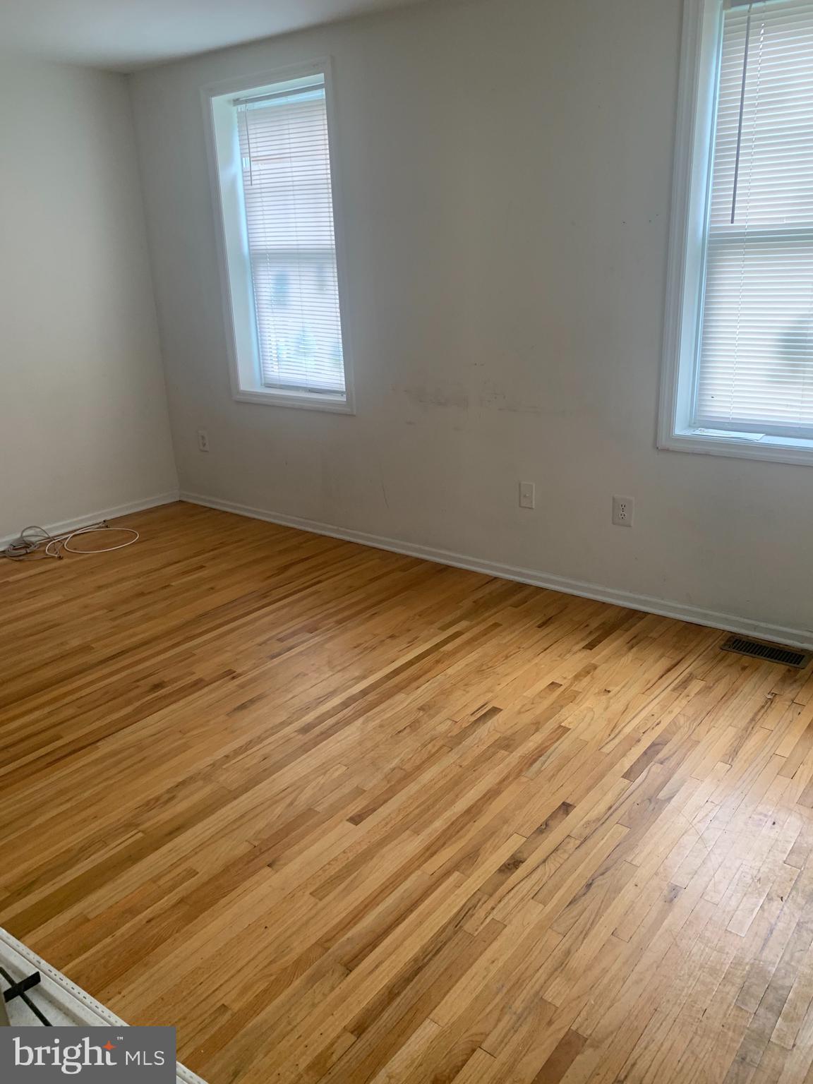 3120 Sumter Road Camden, NJ 08104 - Photo 3 of 10 Living Room View 2