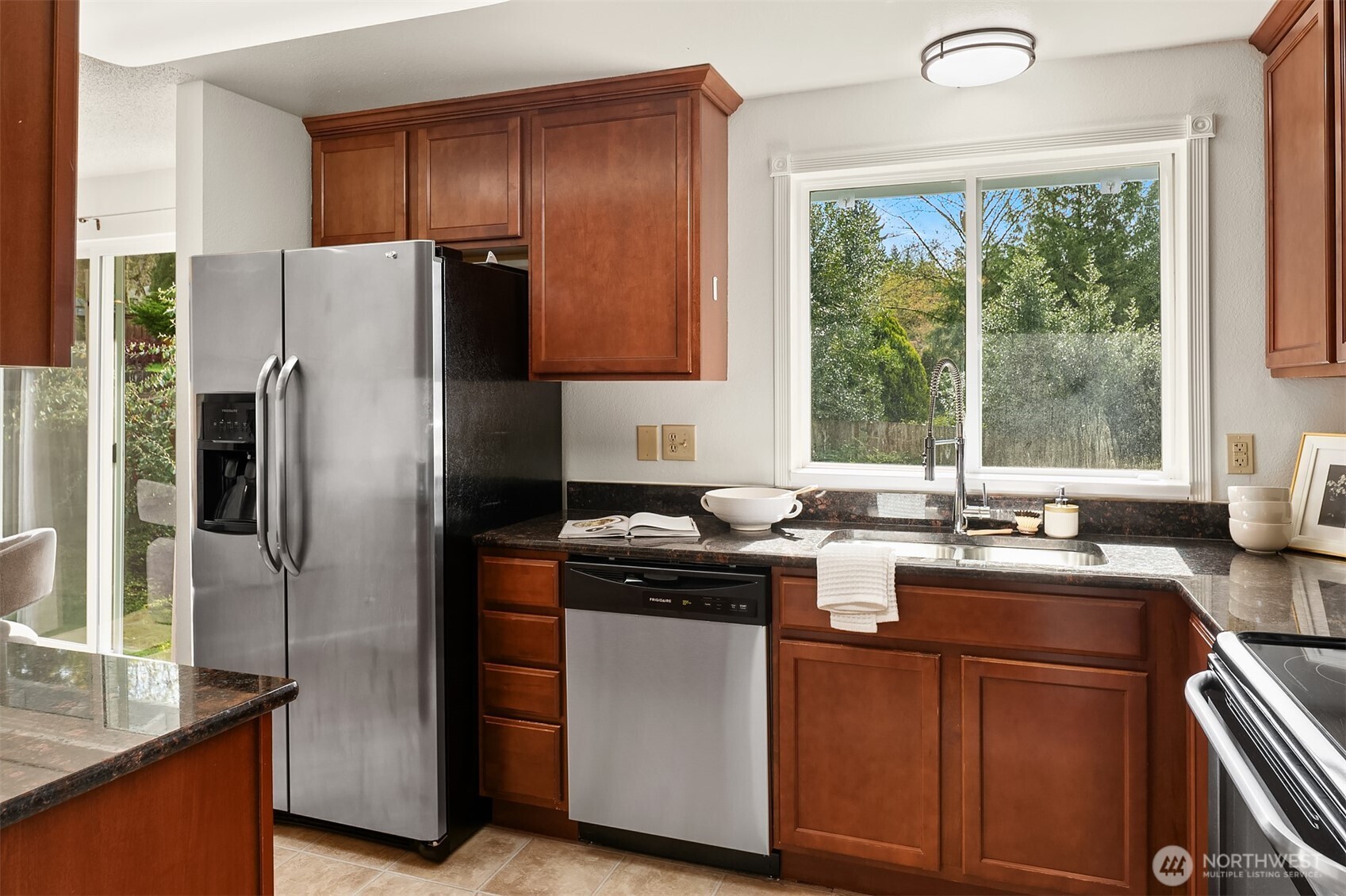 17615 Brook Boulevard Bothell, WA 98012 - Photo 13 of 28