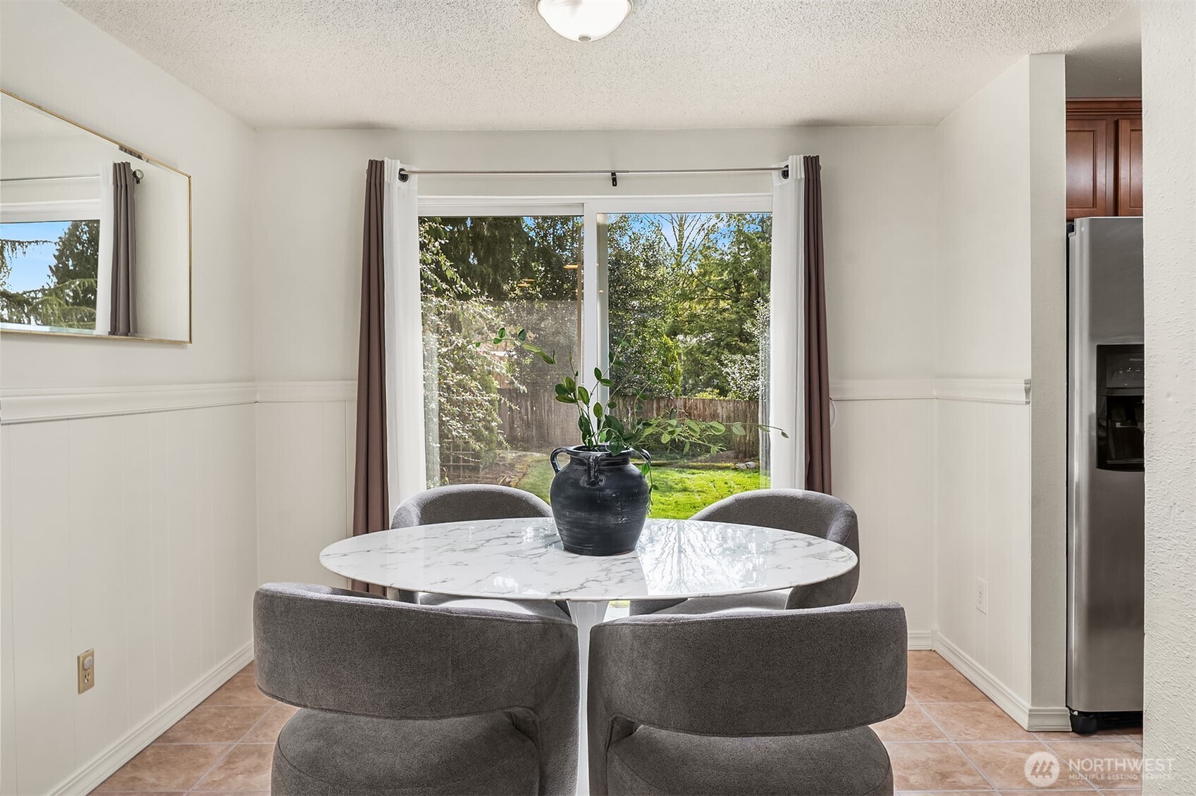 17615 Brook Boulevard Bothell, WA 98012 - Photo 9 of 28