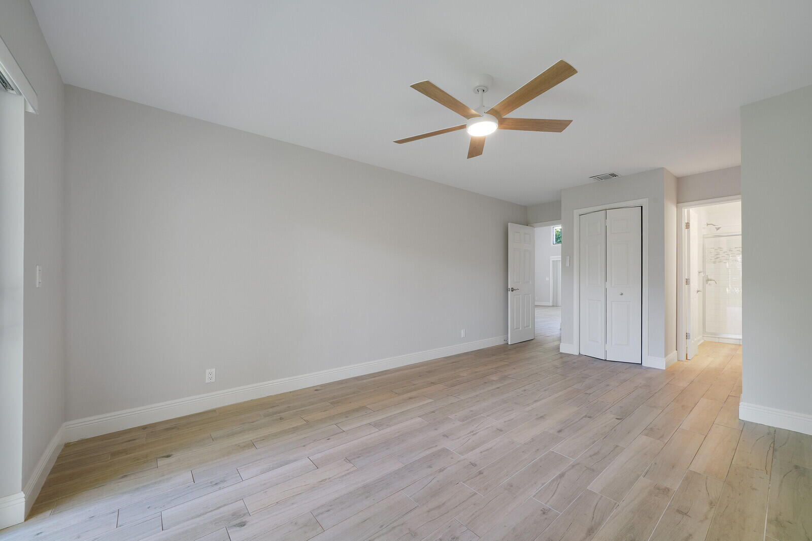 683 Dover Street, Unit 683 685 Boca Raton, FL 33487 - Photo 6 of 31 12_DSC01981_mls