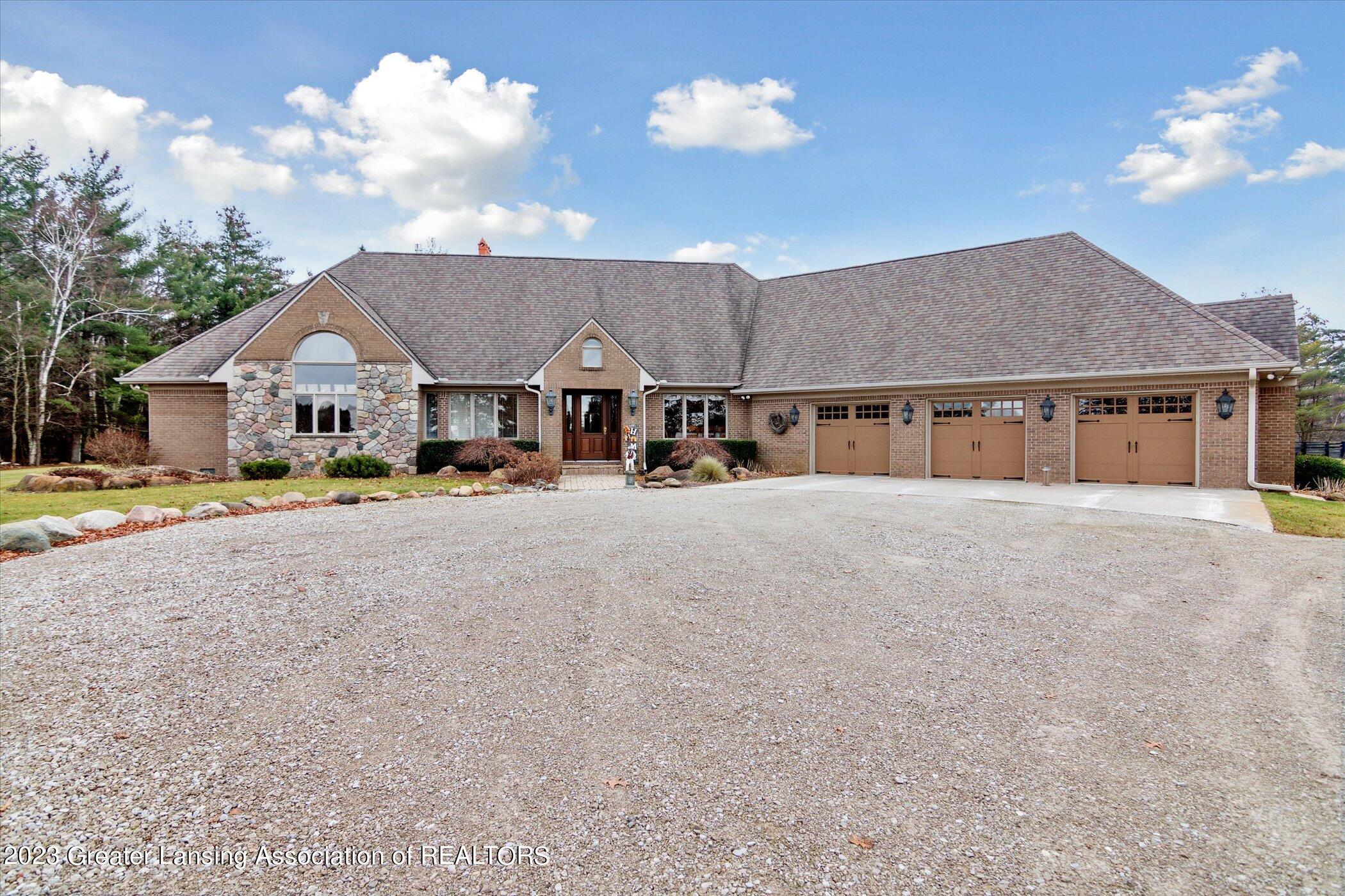 7571 Beard Road Avoca, MI 48006 - Photo 1 of 88 Primary